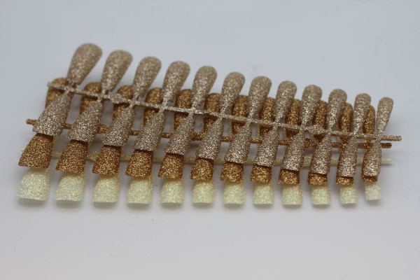 Glitter Tips Gold